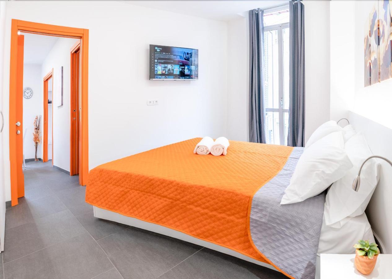 Colours Apartments & Rooms Sanremo Bagian luar foto
