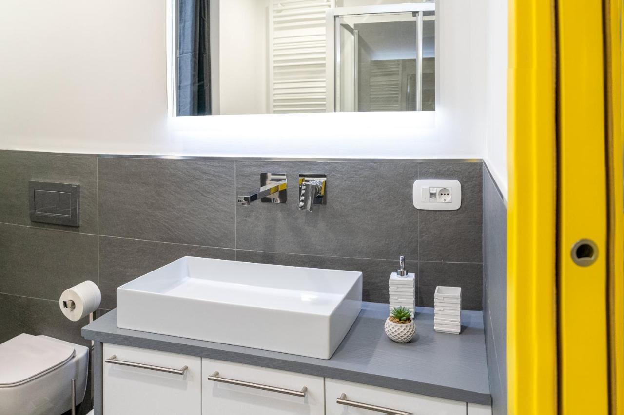 Colours Apartments & Rooms Sanremo Bagian luar foto